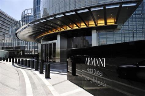 armani hotel burj khalifa rates.